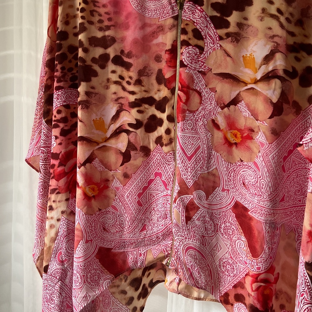 Pink And Brown Patterned Top - image 4